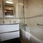 Summertime - Private Jacuzzi&bikes, 800m Ferienhaus Albufeira