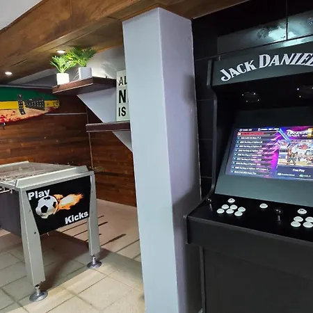 Summertime - Private Jacuzzi And Bikes, 800m البوفيرا