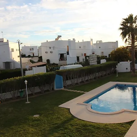 Summertime - Private Jacuzzi And Bikes, 800m Tatil Evi